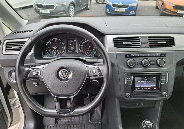 Volkswagen Caddy cena 94900 przebieg: 104137, rok produkcji 2019 z Gniezno małe 154